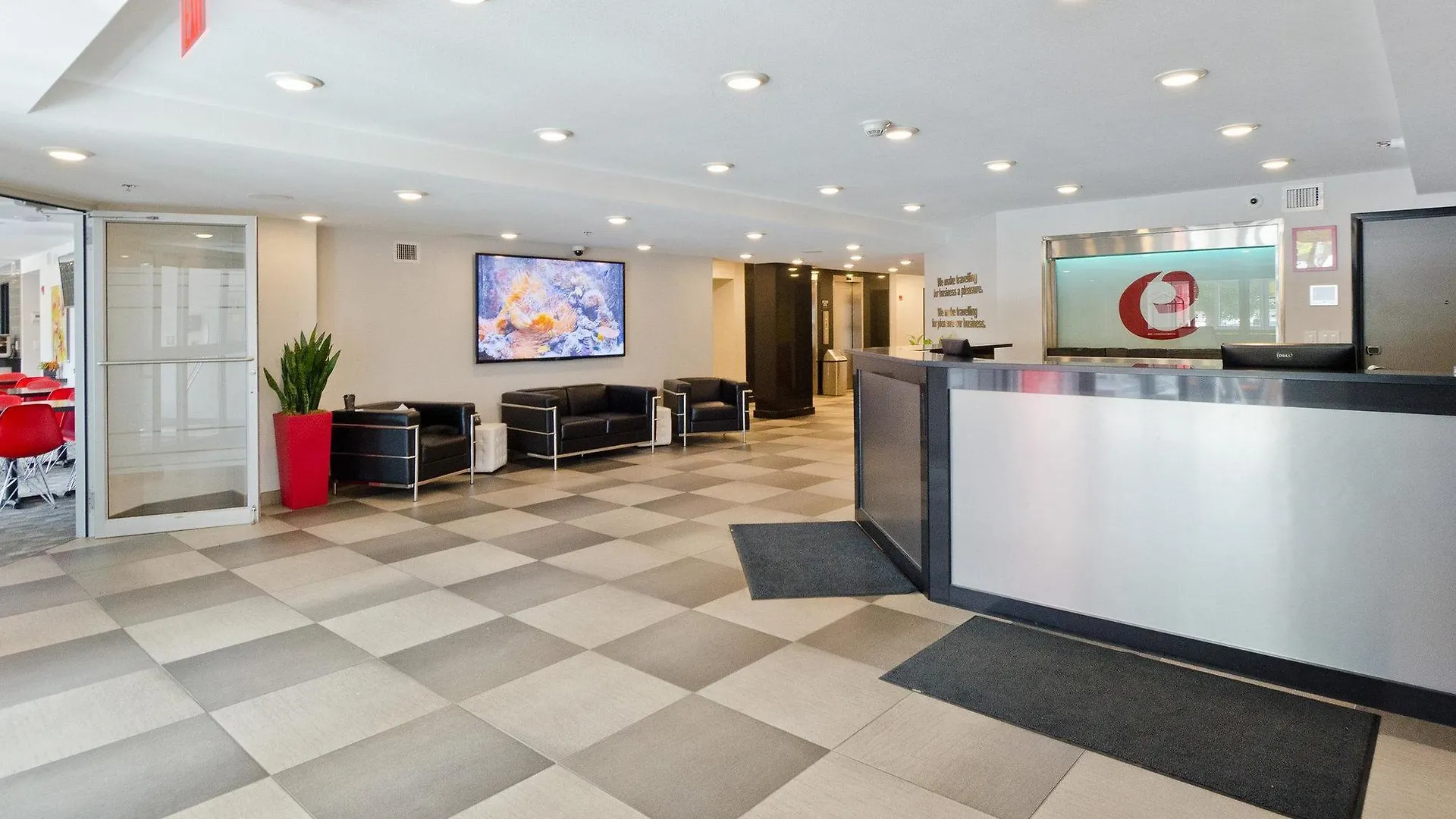 ****  Hotel Elan YYC Kanada